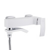 Смеситель для ванны Qtap Swan Cascada с поворотным изливом (c душевым гарнитуром) QTSWA260CRW45569 Chrome/White — фото 4